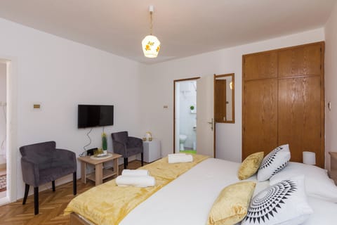 Double Room (Double Room with Terrace and Partial ) | 1 bedroom, free WiFi