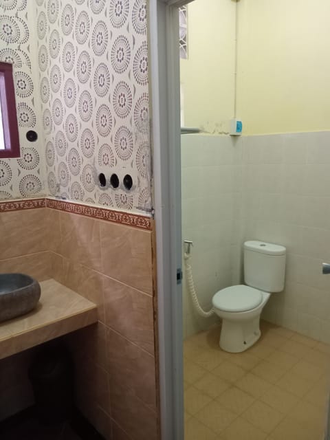 Panoramic Double or Twin Room, Hill View | Bathroom