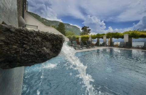 Seasonal outdoor pool, sun loungers