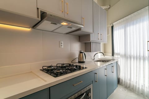 Exclusive Apartment | Private kitchen | Fridge, microwave, oven, dishwasher