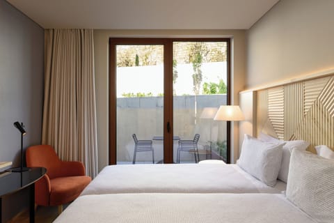 Room, Terrace (INNSiDE) | Minibar, desk, free WiFi, bed sheets