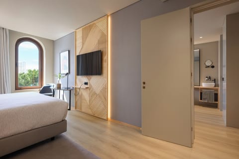 Room, Connecting Rooms (INNSiDE) | Minibar, desk, free WiFi, bed sheets