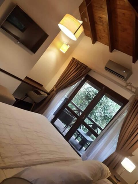 Premium Double Room | In-room safe, individually decorated, desk, laptop workspace