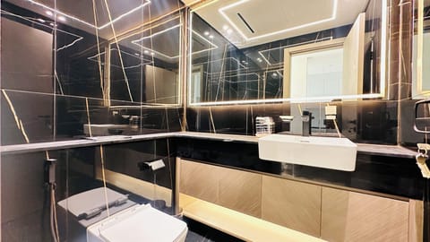 Apartment | Bathroom | Shower, slippers, towels, soap