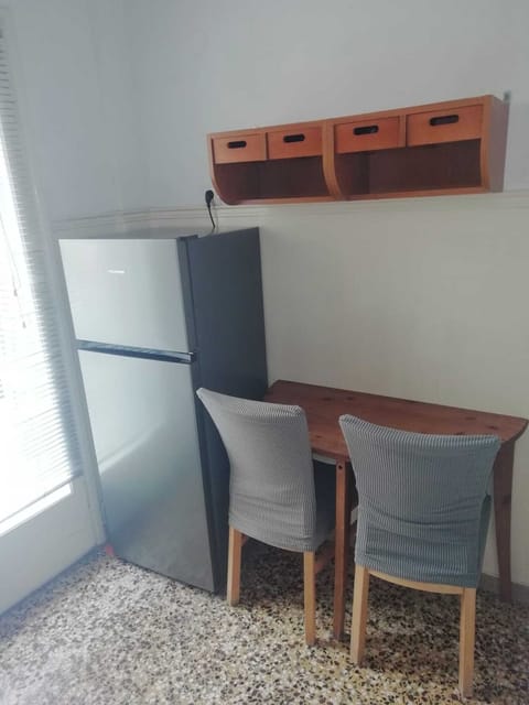 Apartment, 1 Bedroom, Smoking | Dining