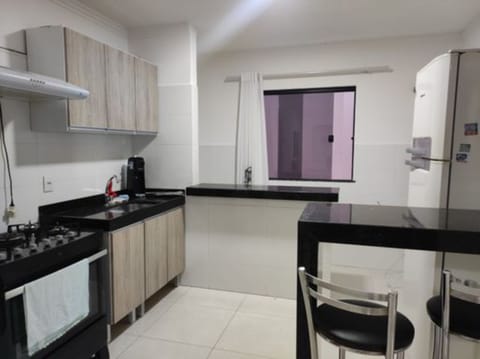 Family Apartment | Private kitchenette | Full-size fridge, microwave, oven, stovetop