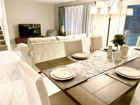 House | 4 bedrooms, Internet