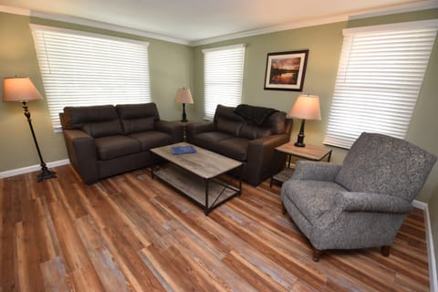 House | 3 bedrooms, Internet