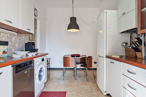 Apartment, Balcony | Private kitchen