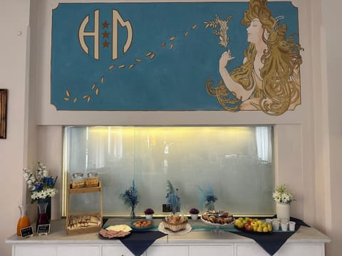 Room, 1 Bedroom, Smoking, Balcony | Dining