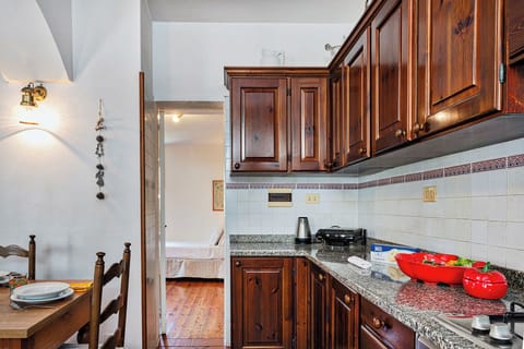 House, Garden View | Private kitchen | Full-size fridge, oven, stovetop, dishwasher