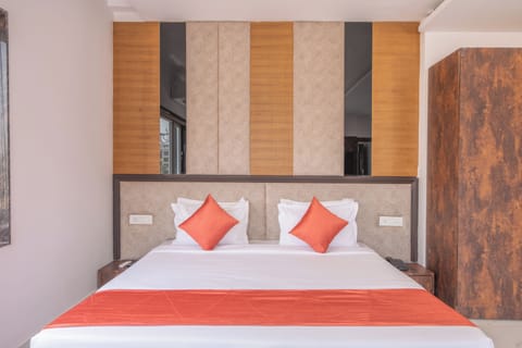 Deluxe Double Room, City View | Egyptian cotton sheets, premium bedding, Select Comfort beds