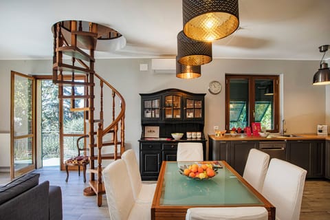 Apartment | Private kitchen | Fridge, oven, dishwasher, coffee/tea maker