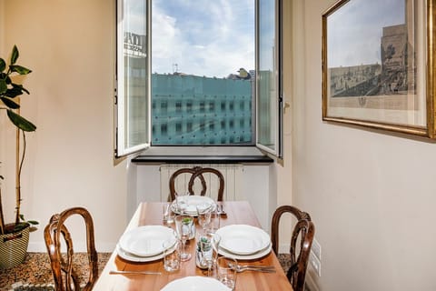 Apartment | Living area | 35-inch TV with digital channels