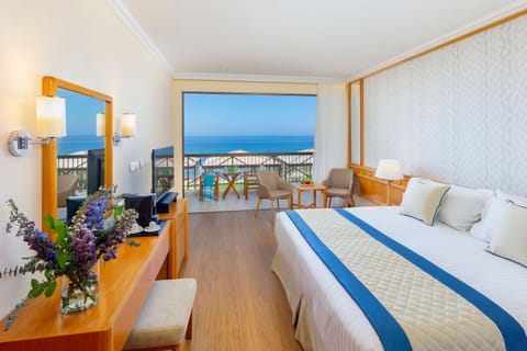 Superior Deluxe Room, Terrace or Balcony, Sea View | In-room safe, individually furnished, soundproofing, iron/ironing board