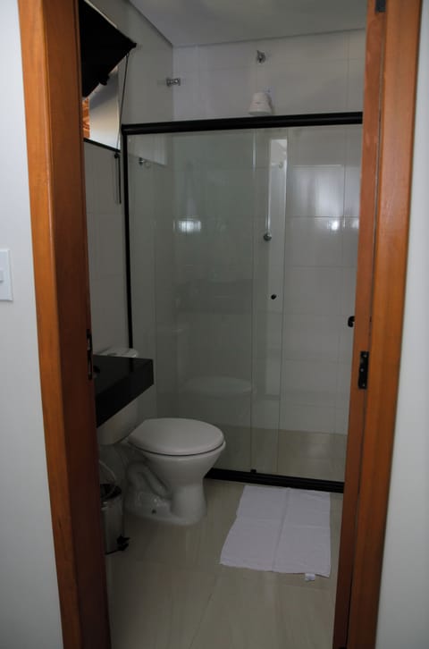 Double Room, City View | Bathroom