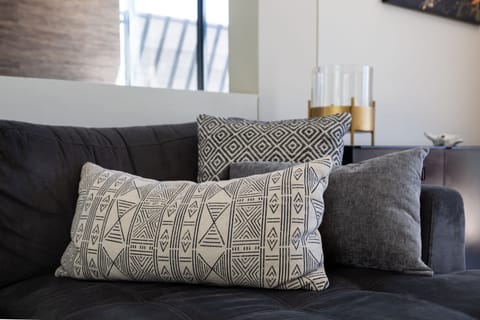 Honeymoon Suite, Sea View | Egyptian cotton sheets, premium bedding, minibar, in-room safe