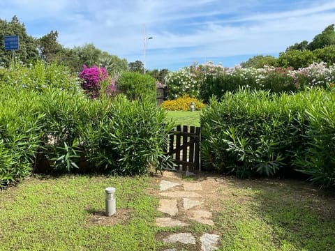 Apartment, Garden View | Garden view