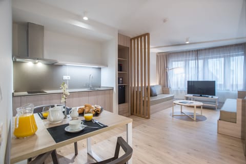 Superior Apartment, 1 Bedroom, 4 people | Private kitchen