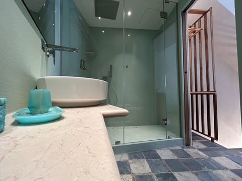 Junior Double Room, Sea View | Bathroom | Shower, hair dryer, towels, soap