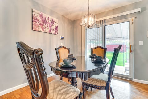 House (4 Bedrooms) | Interior