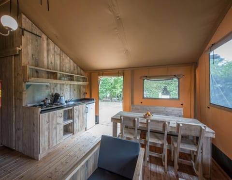 Tent | Dining