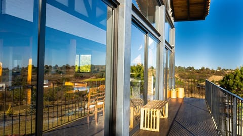 Family Cabin, 3 Bedrooms, Mountain View, Mountainside | Balcony