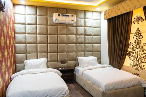 Standard Twin Room | Free WiFi