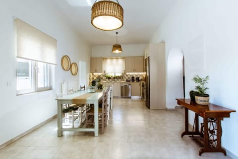 Villa | 3 bedrooms, Internet