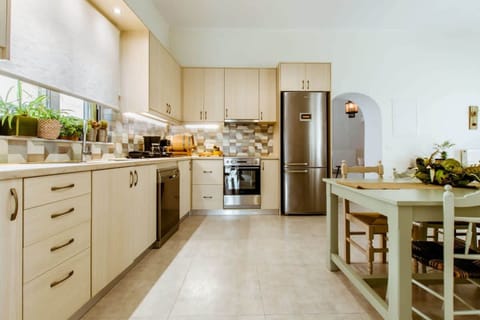 Villa | 3 bedrooms, Internet