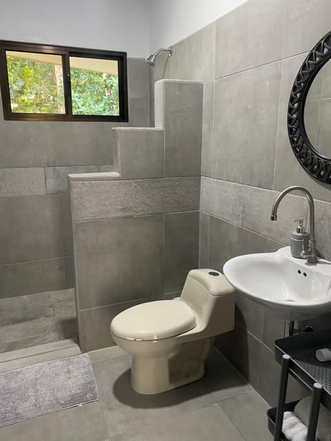 Comfort Studio | Bathroom