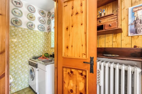 Family Apartment, 1 Bedroom (Alme Suites) | Private kitchen | Fridge, microwave, stovetop, cookware/dishes/utensils