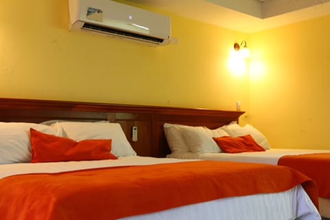 Deluxe Room | In-room safe, free WiFi