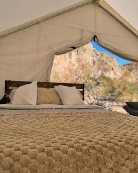 Presidential Tent, Desert View, Mountainside | Premium bedding, memory foam beds, WiFi, bed sheets