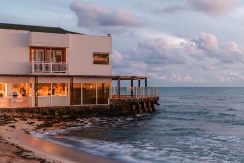 Beach/ocean view