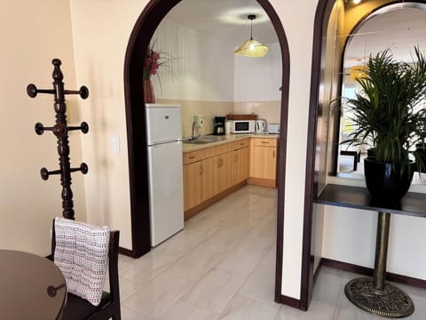 Classic Duplex, Partial Sea View | Private kitchen | Full-size fridge, microwave, oven, stovetop