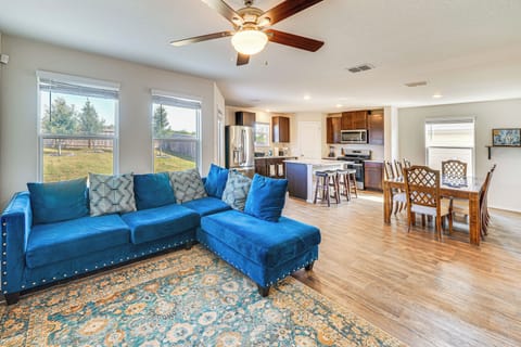 House (3 Bedrooms) | Front of property