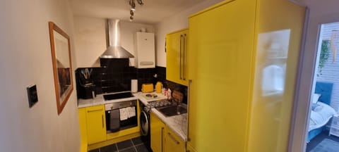 Apartment | Private kitchen | Fridge, microwave, oven, stovetop