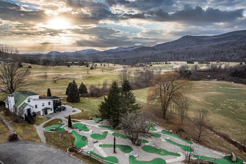 House, 2 Bedrooms | Aerial view