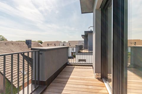 Penthouse, Private Bathroom | Balcony view