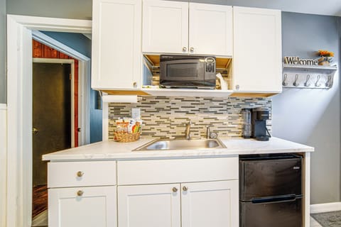 Apartment (1 Bedroom) | Interior