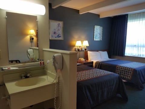 In-room safe, desk, iron/ironing board, rollaway beds