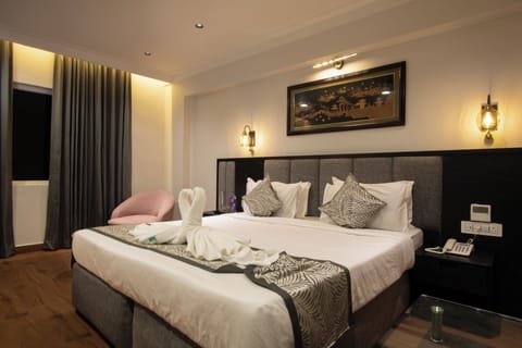 Premium Double or Twin Room | Iron/ironing board, free WiFi