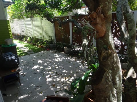 House, 1 Bedroom, Beachside | Garden view