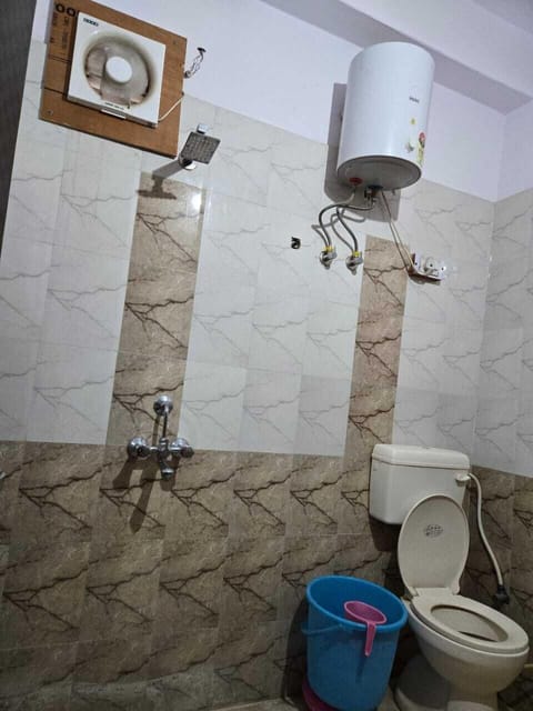 Deluxe Double Room | Bathroom