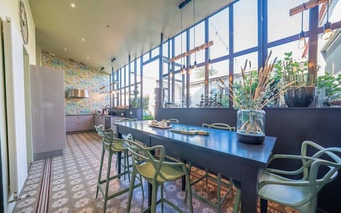 Luxury House, Private Bathroom (Château du Serpolet) | Restaurant