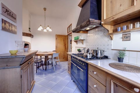 Apartment | Private kitchenette | Fridge, microwave, oven, dishwasher