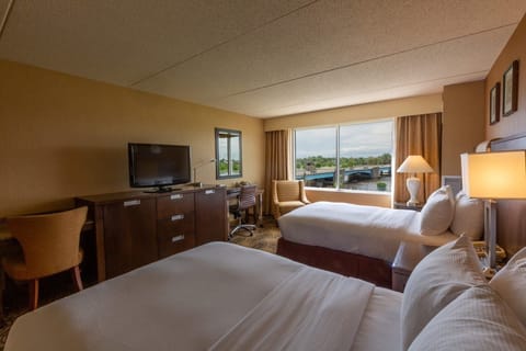 2 Double River View Non-Smoking | Egyptian cotton sheets, premium bedding, down comforters, pillowtop beds