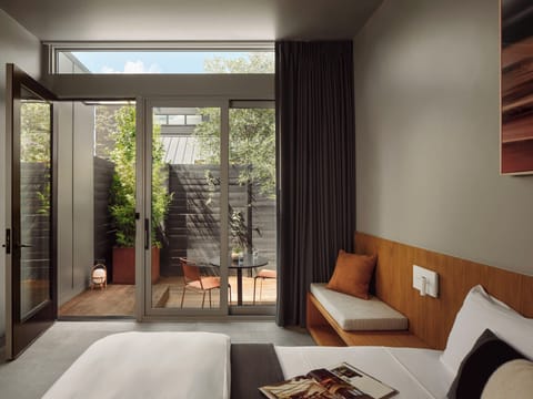 Luxury Studio Suite, 1 King Bed, Lanai | View from room