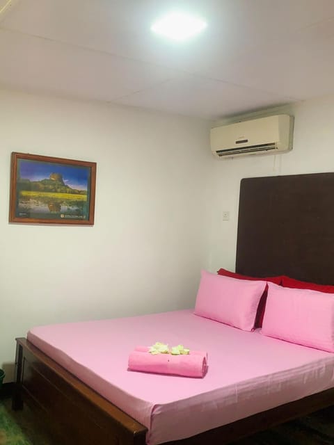 Classic Double Room, 1 Double Bed, Lake View | Bed sheets